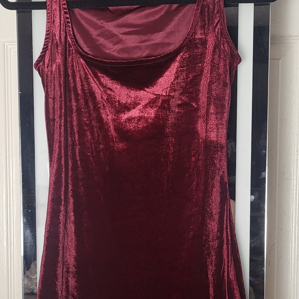 Burgendy velvet dress/3 piece set. Gloves included! BRAND NEW!